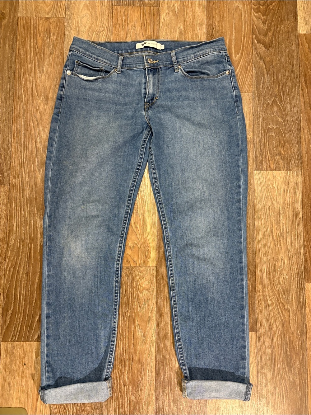 Levi's Boyfriend Jeans in Faded Blue Denim